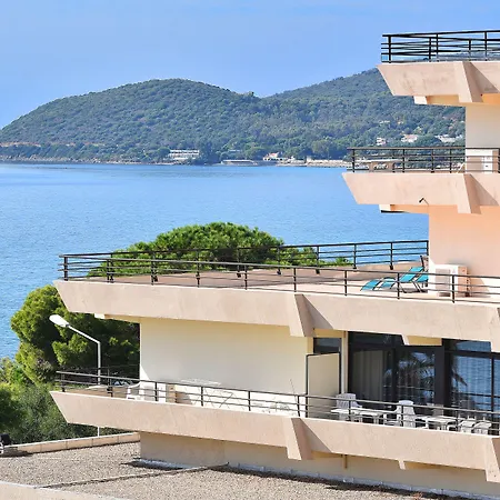 Les Calanques Aparthotel