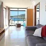 Les Calanques 3* אז'אקסיו