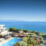 Les Calanques מלון דירות 3*