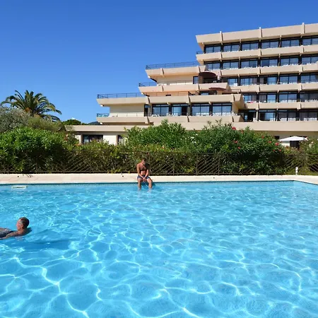 Les Calanques 3* Ajaccio