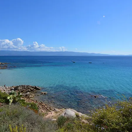 Les Calanques Apartmanhotel 3*