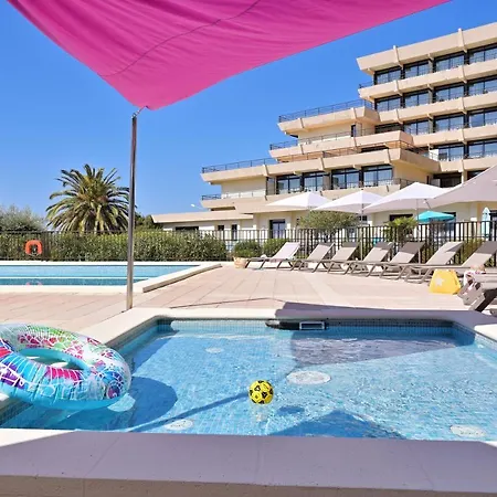 Les Calanques 3* Ajaccio