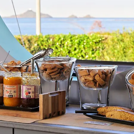 Les Calanques 3* Ajaccio