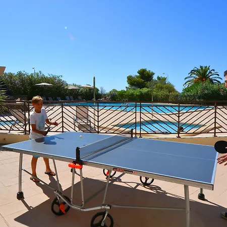 Les Calanques Aparthotel 3*