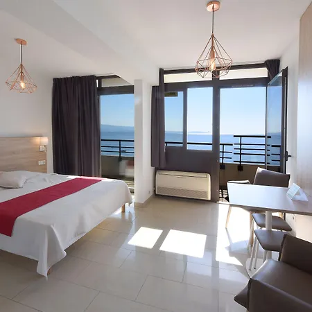 Aparthotel Les Calanques Ajaccio (Corsica)