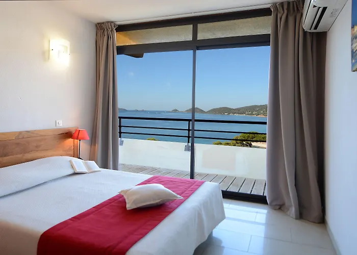 Aparthotel Les Calanques Ajaccio (Corsica)