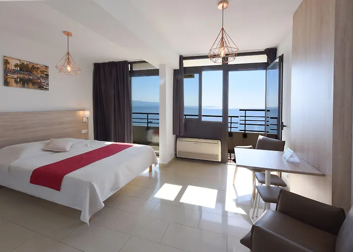 Aparthotel Les Calanques Ajaccio (Corsica)